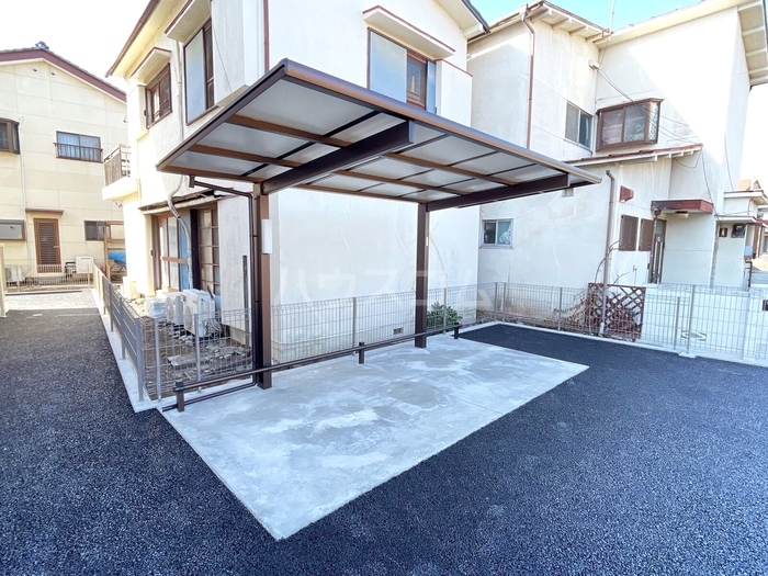 18/19 駐車場