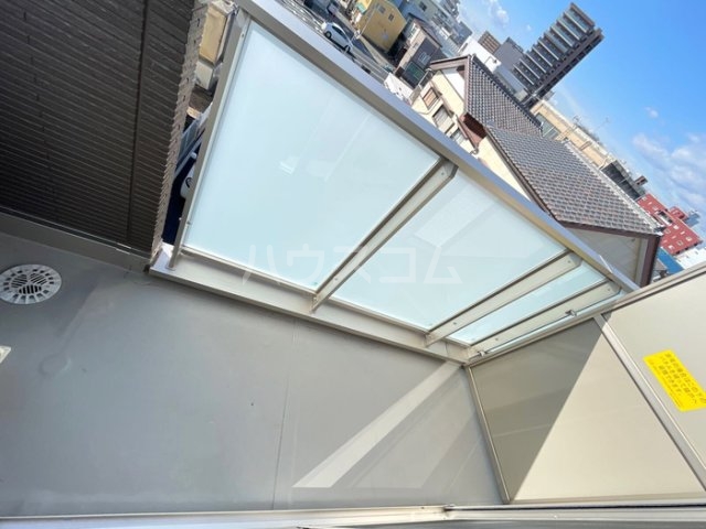 13/21 バルコニー