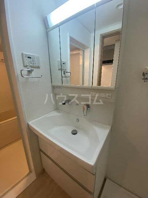 17/30 洗面