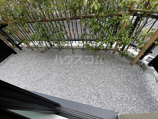 20/30 バルコニー