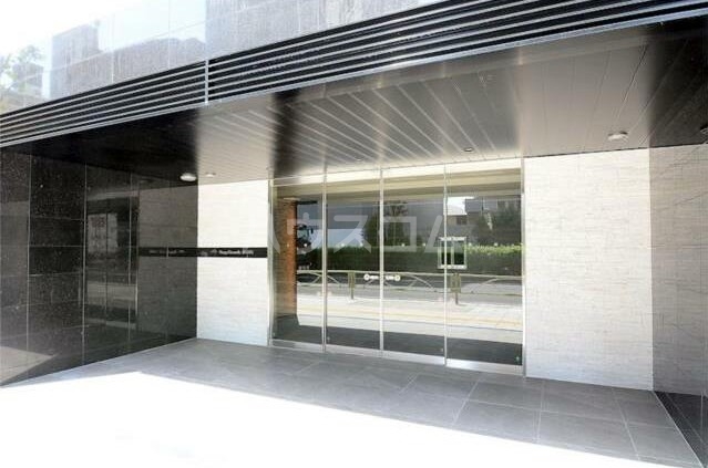 15/19 エントランス