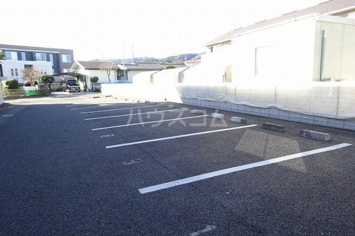 3/5 駐車場