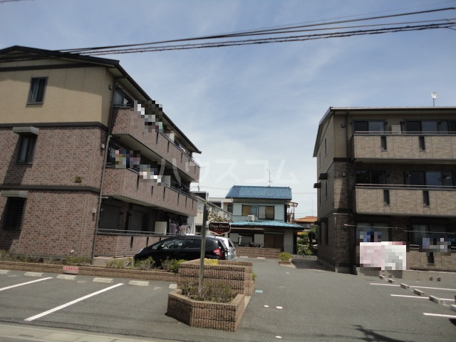 14/20 駐車場