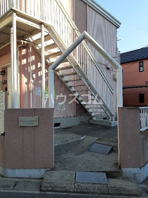 14/16 エントランス