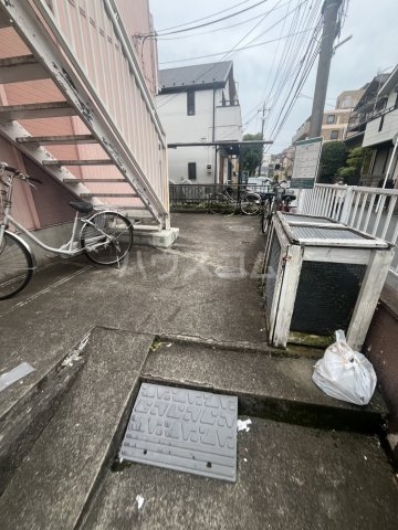 28/30 駐車場