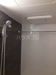 13/25 浴室