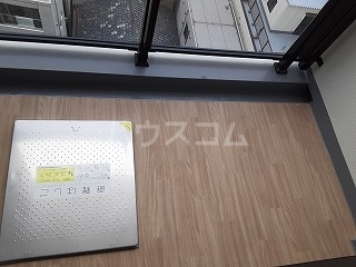 21/30 バルコニー