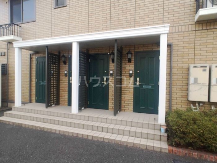 17/19 エントランス