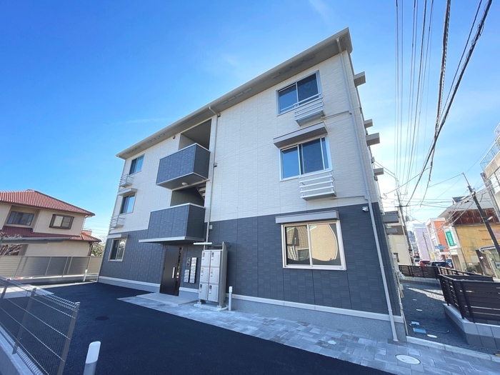 17/20 エントランス