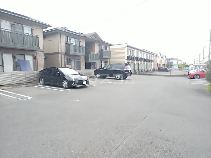 3/7 駐車場