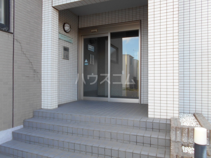 2/4 エントランス