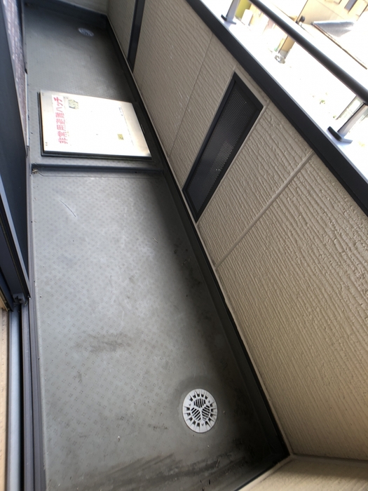 14/22 バルコニー