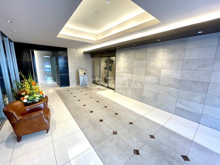 13/24 エントランス