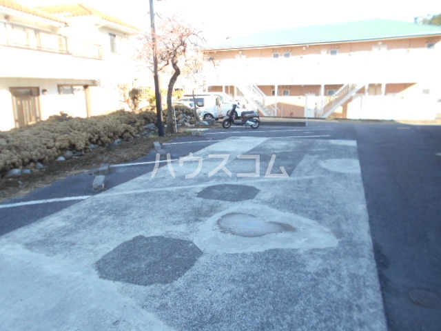 21/22 駐車場