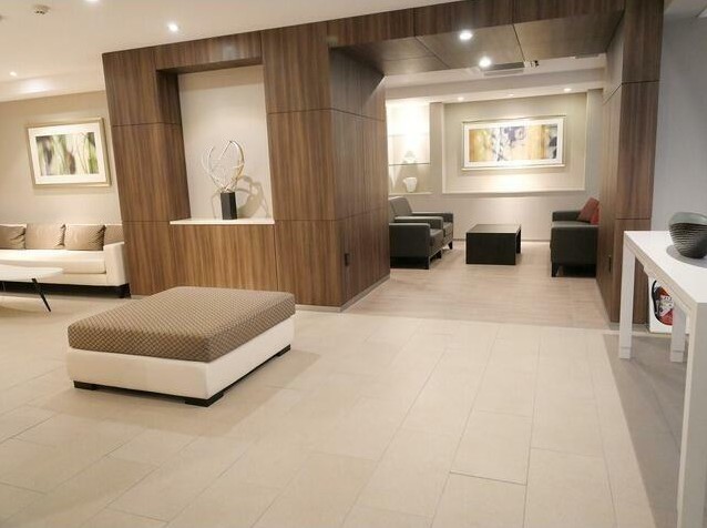 15/26 エントランス