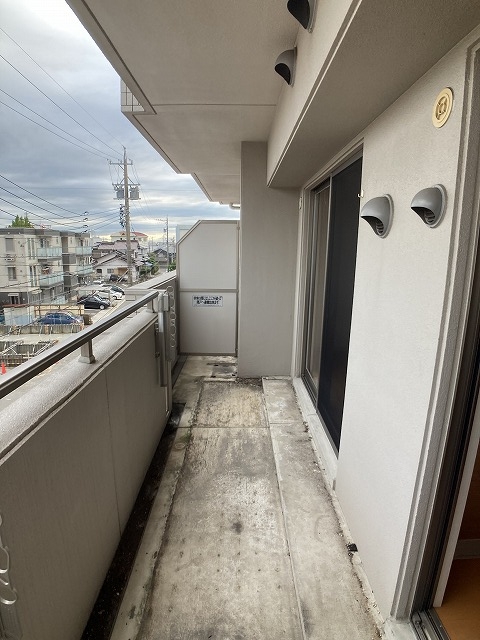 25/30 バルコニー