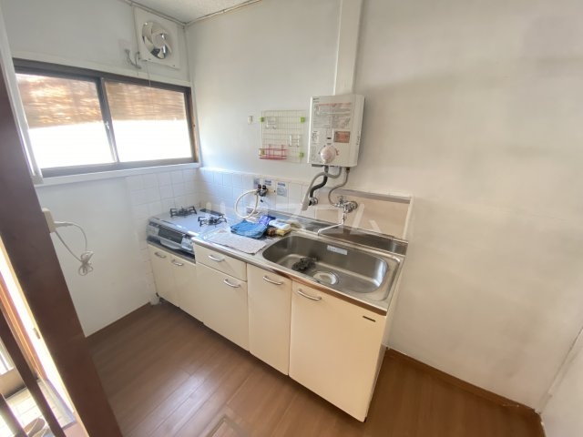 13/30 キッチン