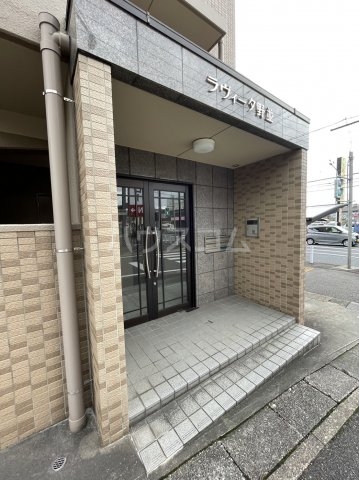 2/10 エントランス