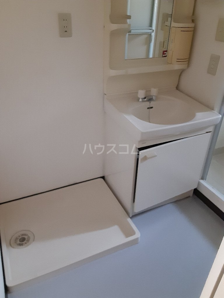 13/30 洗面