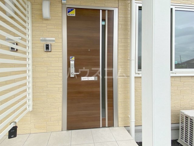 15/18 エントランス