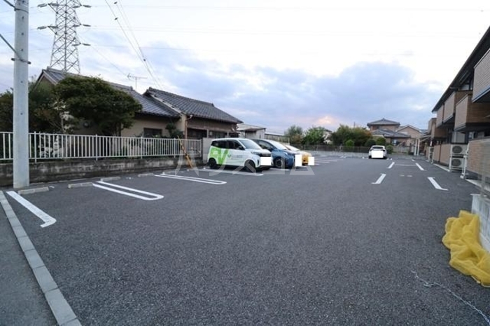 21/23 駐車場