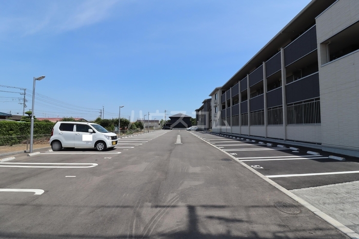 21/22 駐車場