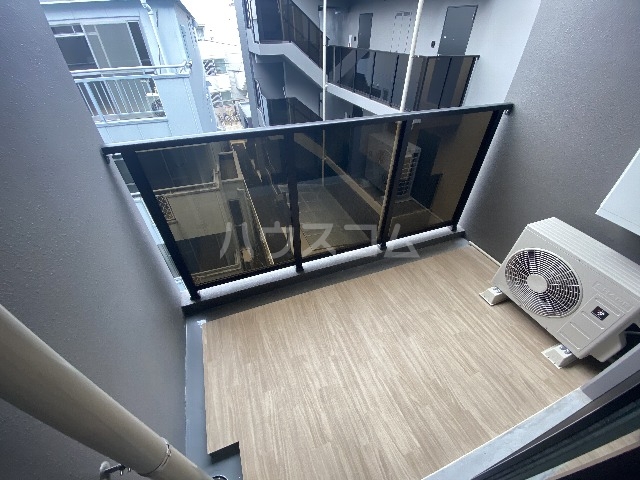 19/30 バルコニー