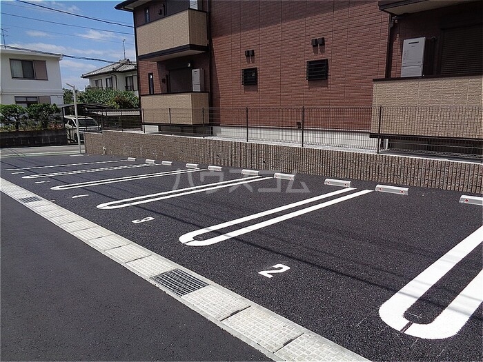 17/18 駐車場