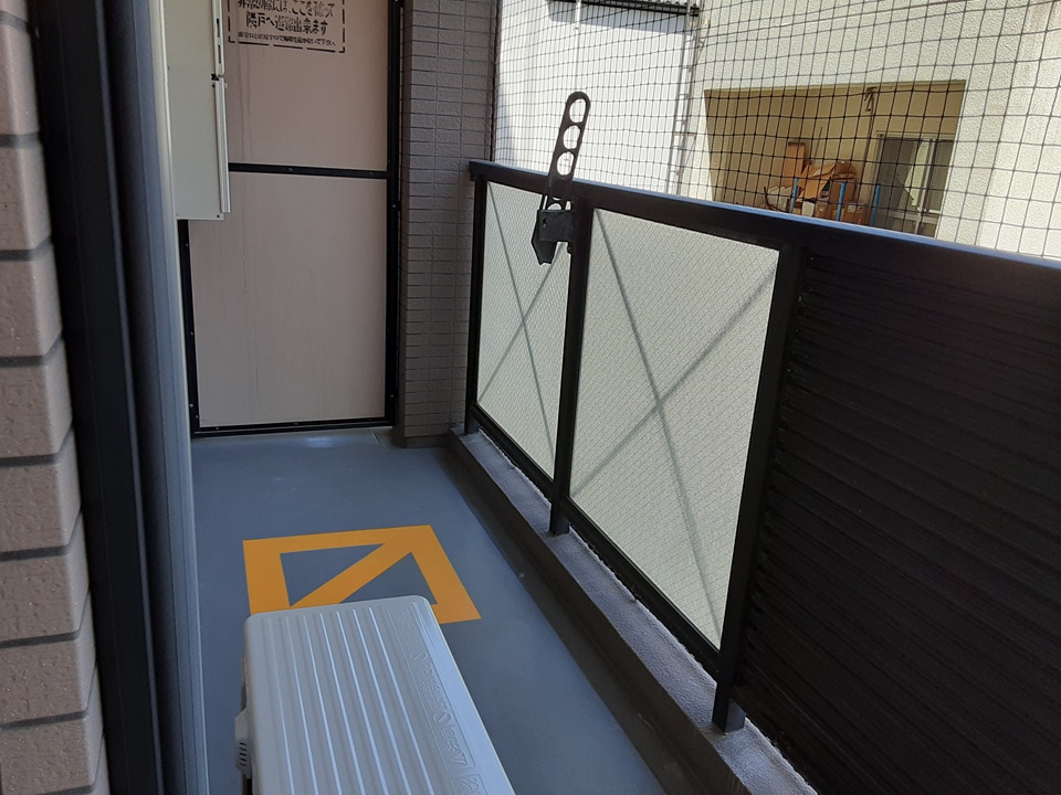 15/27 バルコニー