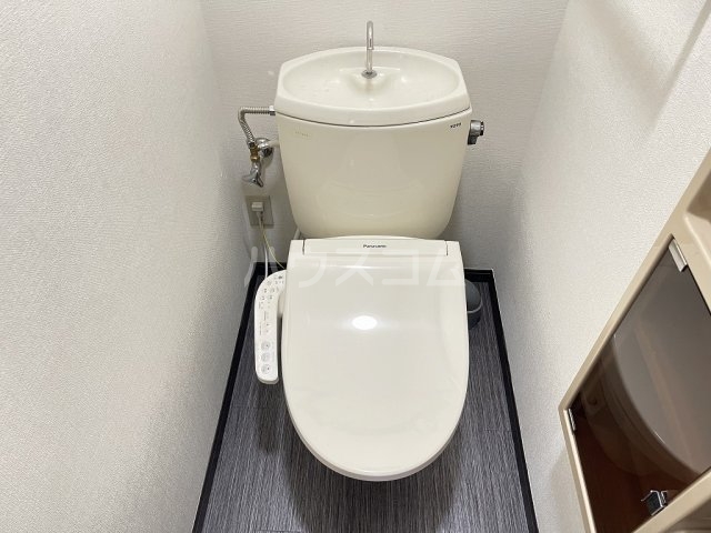 13/30 トイレ