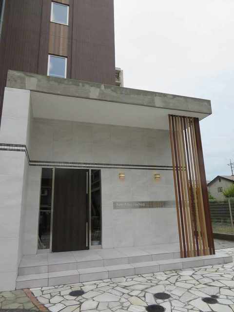 29/30 エントランス