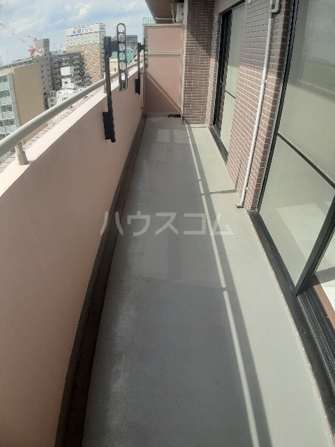 25/30 バルコニー