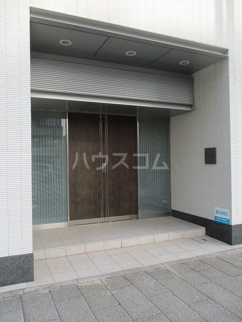 22/30 エントランス