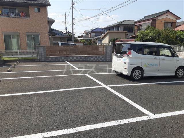 22/25 駐車場