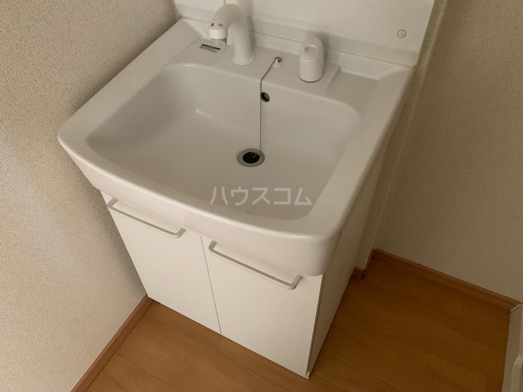 13/30 洗面