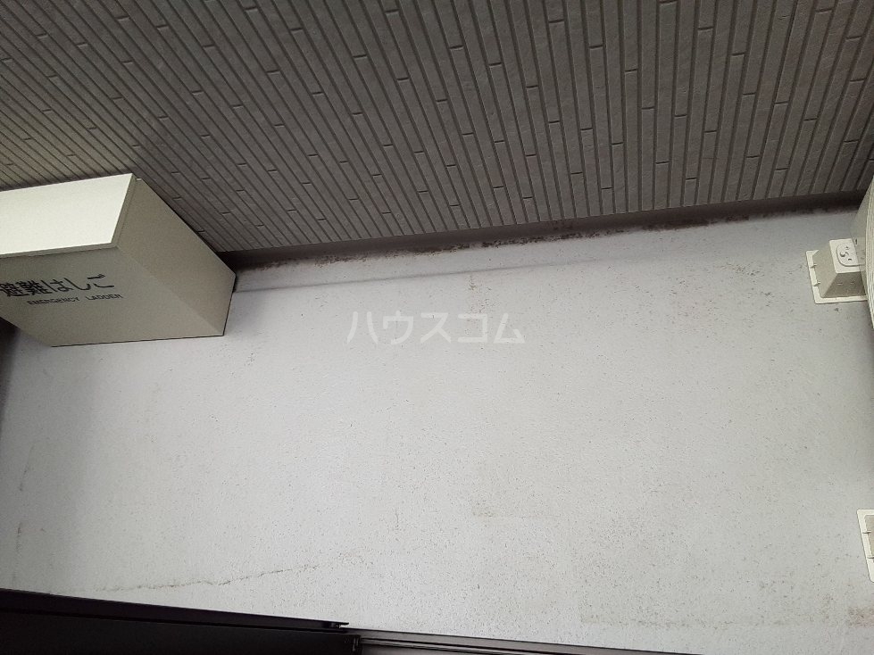 14/20 バルコニー