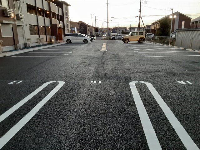 25/30 駐車場