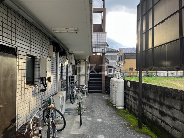 3/7 エントランス