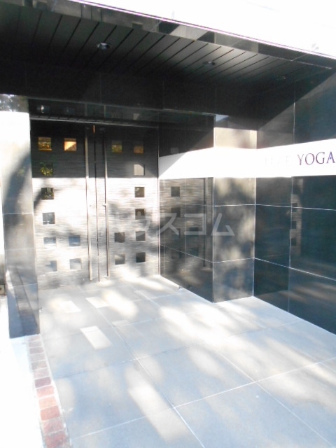 29/30 エントランス