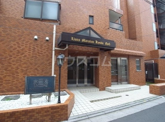 19/28 エントランス