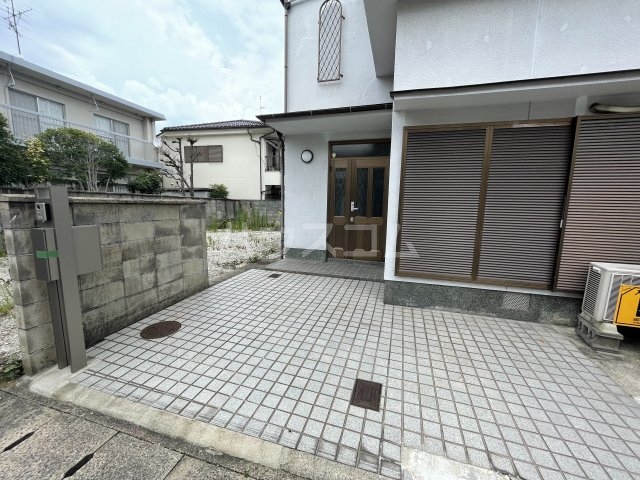 25/30 駐車場