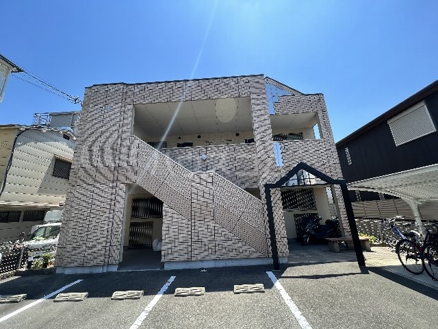 2/30 外観