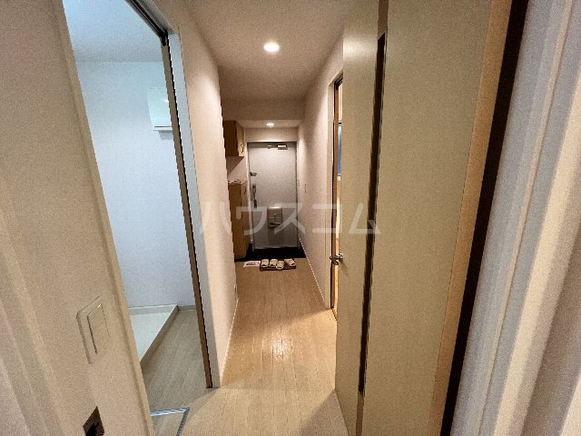 13/30 玄関