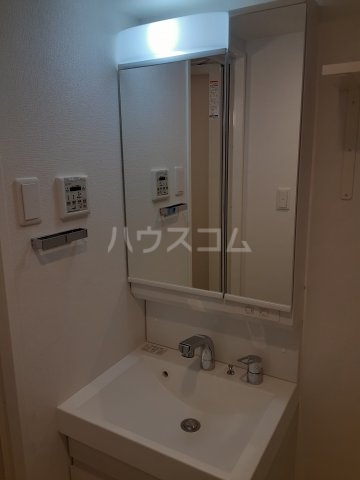 18/30 洗面