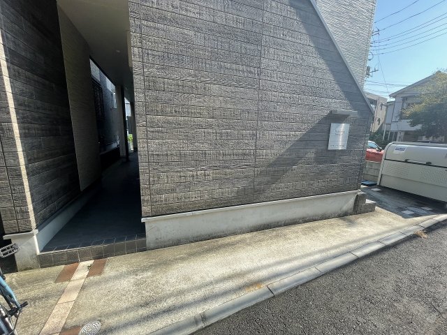 21/28 エントランス