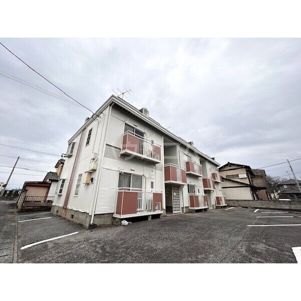 14/23 エントランス