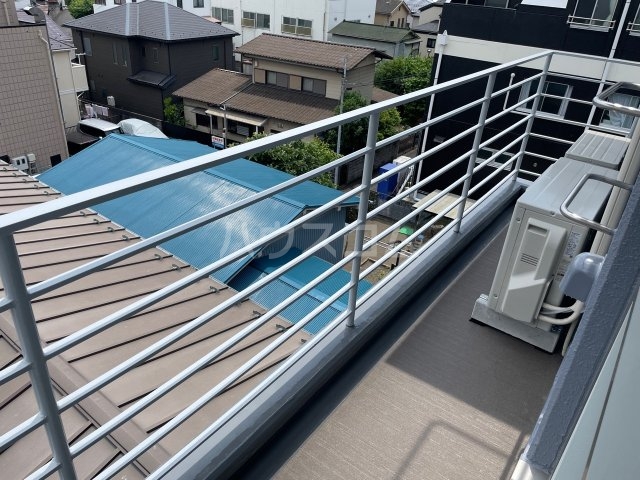 19/30 バルコニー