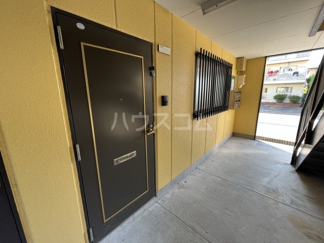 3/8 エントランス