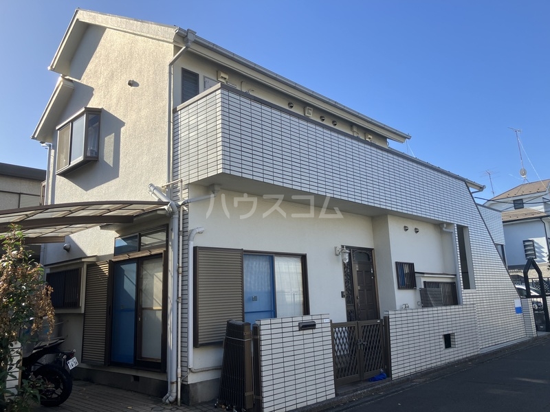 24/30 エントランス