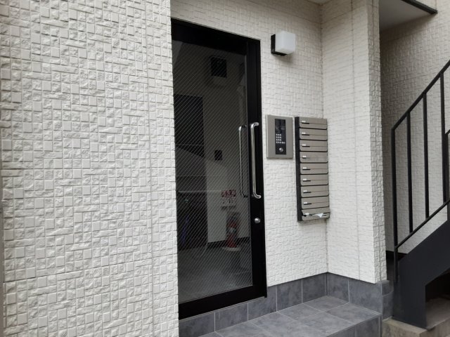 24/29 エントランス